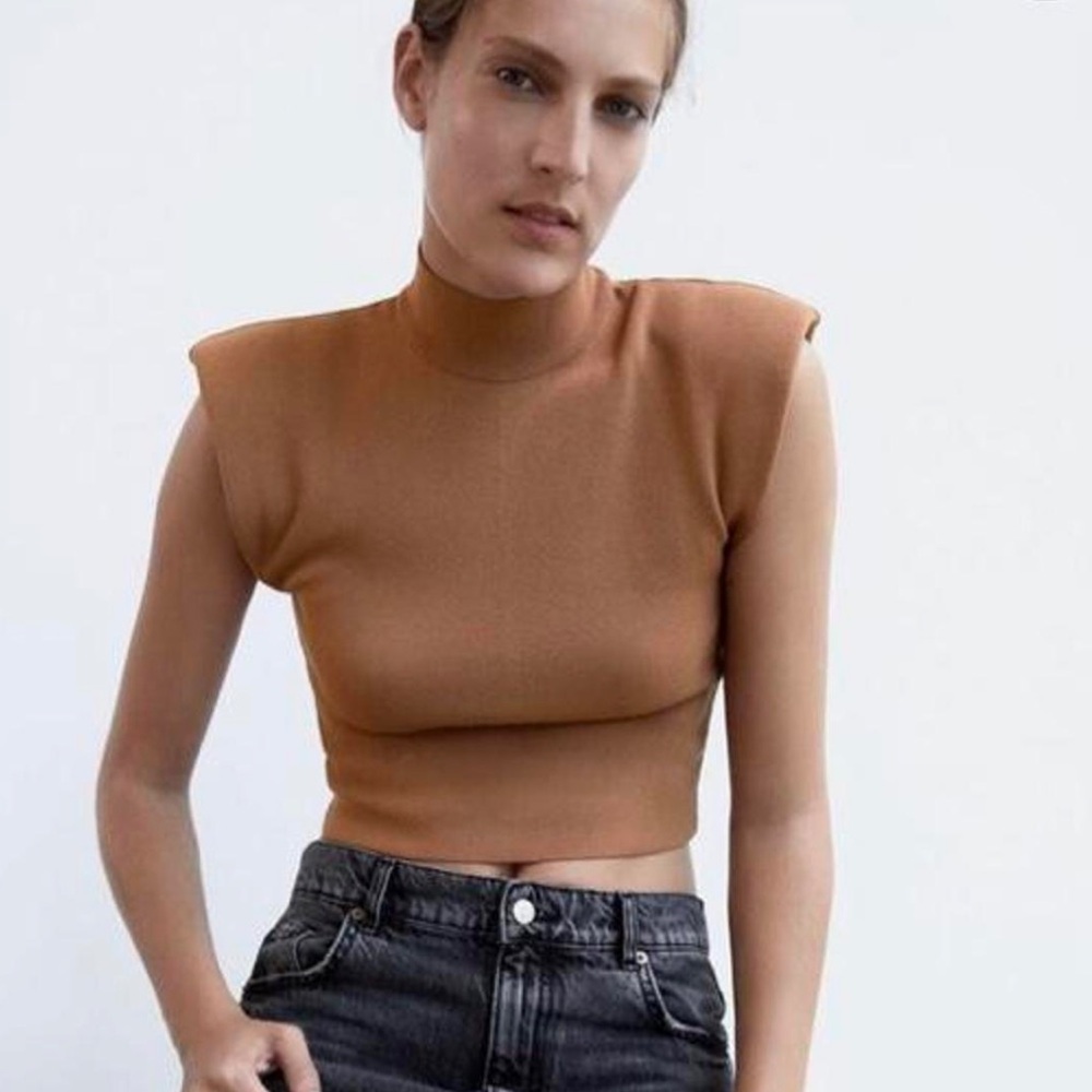 Zara Top Women’s Small Shirt Camel Brown Tan Shoulder Pad Crop Knit B17
